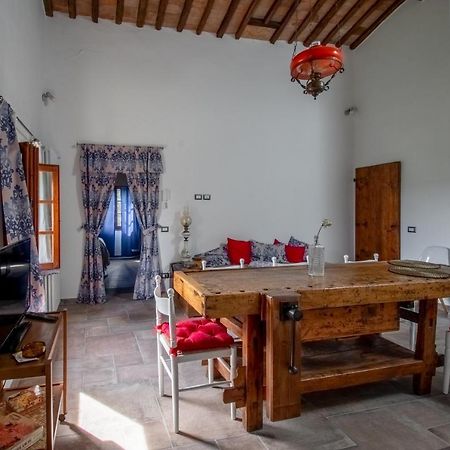 Appartamento Con Vista Panoramica In Chianti 산 도니노 외부 사진