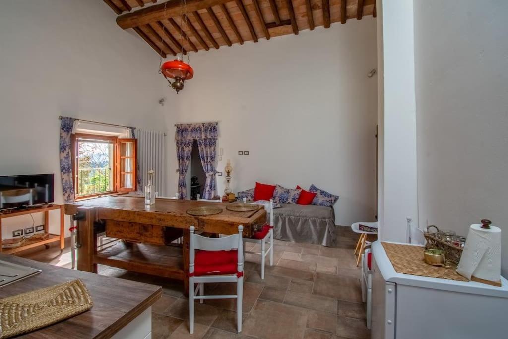 Appartamento Con Vista Panoramica In Chianti 산 도니노 외부 사진